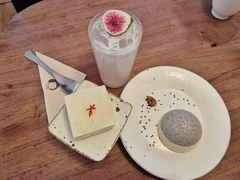 -知亘茶食