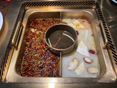 鸳鸯锅底-九鼎轩脆毛肚火锅(商业街店)