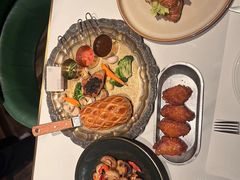 -静香HOUSE·全时段融合餐厅(七星欢乐颂店)