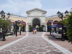 -佛罗伦萨小镇广佛名品奥特莱斯(疏港路店)