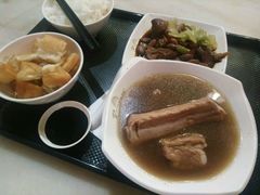 -黄亚细肉骨茶(仰光路店)