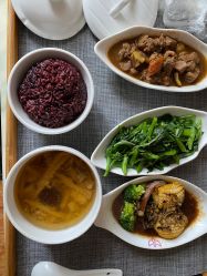 -爱妈月子会所(汕樟总店)