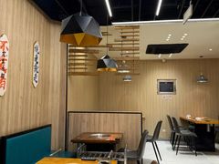 -牛串门串串香(东直门簋街总店)