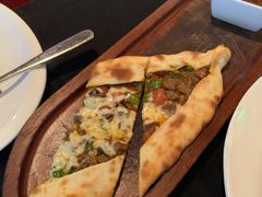 牛肉奶酪皮塔饼-Efes Turkish & Mediterranean Cuisine 艾菲斯餐厅(陆家嘴店)