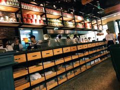 -I HOLIC艾豪丽披萨(KKone店)