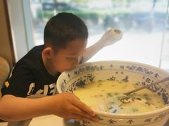 -南京金牛湖巨碗鱼头