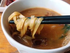 老娘炝锅面-马仕玖煲·融合菜·酥不腻烤鸭(人大店)