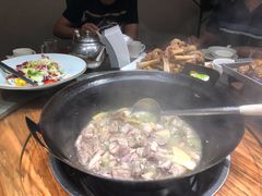 招牌铁锅炖羊肉-羊故事·西北融合菜(华侨城店)