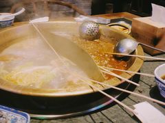 麻辣鸳鸯锅-来涮蜀鲜货火锅串串香(菜市口店)