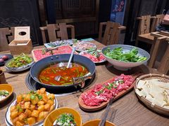 -贵厨酸汤牛肉(小十字店)