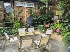 -菌自由丨野生菌火锅特色庭院餐厅(丽江古城店)