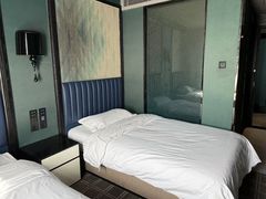 -粤塔X趣影电竞酒店(天河广场车陂地铁站店)