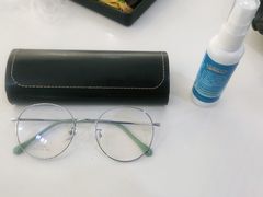 -宏宇眼镜蔡司依视路折扣店(兆佳眼镜城店)