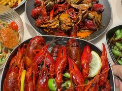 -巴厘龙虾·榜首油焖大虾(音乐学院·沿江酒馆店)