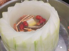 -得意咚瓜·顺德鱼生·冬瓜火锅(深圳首店)