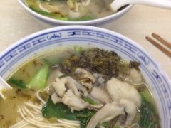 iphone_upload_pic-明呈黄鱼面馆(斜土路店)