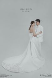 点击看大图 -挪娅婚纱摄影皇家会所
