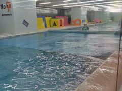 -小小王国亲子游泳俱乐部(锦辉中心)