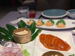 梧桐四味烤鸭-梧桐北京烤鸭·铜锅涮肉(海岸城店)