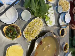-光头药膳鸡(莱茵小镇店)