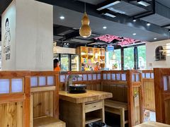 -汉城烤肉·黑金冠(华山路店)