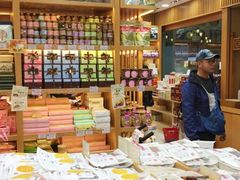 -钜记手信(威尼斯人K12店)