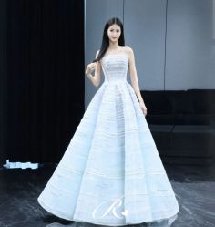 -Renee芮亦婚纱