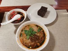 -成都蓝城悦杏温泉美食酒店(宽窄巷子店)