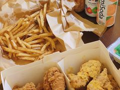 -BHC炸鸡(明洞总店)