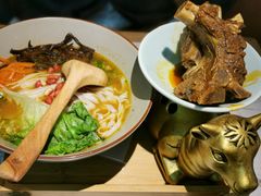 -百春原湖南牛肉粉(百联世纪店)