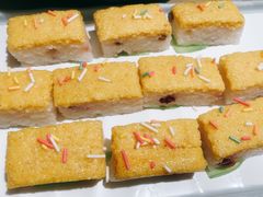 -八府香鸭·啫啫煲(华山路店)