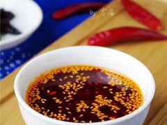 熟油辣子-刘二姐肥肠米粉(总店)