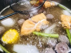 -左庭右院鲜牛肉火锅(浦江欢乐颂店)