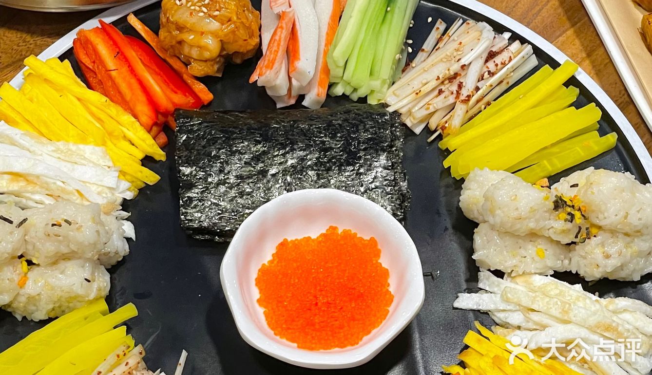 青岛最美韩料店 星空顶棚庭院风 太浪漫了吧