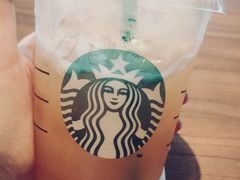 冰摇桃桃乌龙-星巴克(广州淘金路店)