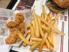 -The Habit Burger Grill 哈比特汉堡(爱琴海店)
