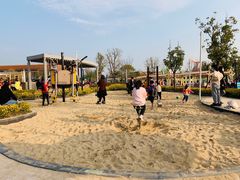 -季高兔窝窝亲子园(上海薰衣草公园店)