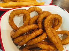 洋葱圈-Tubestation站点比萨(高新万达ONE店)