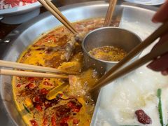 -佬土鹅肠火锅(解放路店)