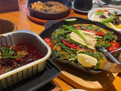 -云海肴·汽锅鸡·云南菜(天山百盛优客店)