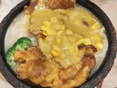 咖喱鸡扒米粉-佰搭果·广式茶餐厅(西华路店)