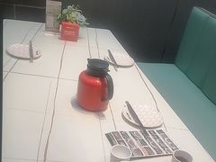 -阿瓦山寨·湘菜现炒·剁椒鱼头王(咸阳总店)
