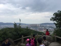 -灵岩山风景区