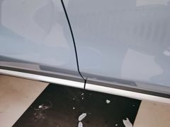 -鲨鱼皮汽车凹陷玻璃修复(静安店)