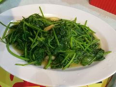 -明记烧鱼美味店