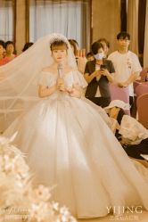 -艺憬婚纱礼服·造型(二七万达店)