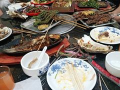 -瑞杰烧烤店·24小时营业(山东路店)