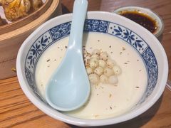 鸡头米豆花-鑫震源·苏式大虾生煎(山塘街店)