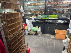 -花鸟鱼虫鲜花绿植市场(玉泉路店)