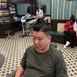 -海文先生国潮烫染男士理发馆